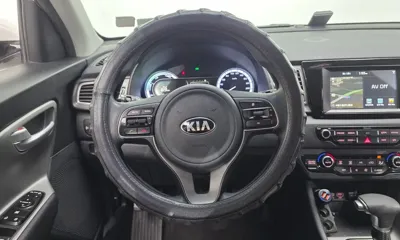 Kia Niro 2017, 95861 км, за 13000000 KRW - фото 15