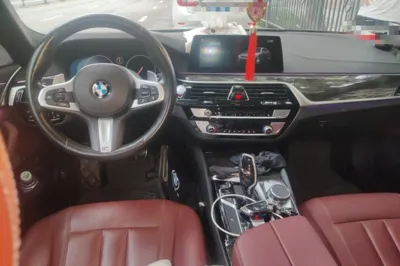 BMW 5 Series 2019, 86199 км, за 149725.27 CNY - фото 9