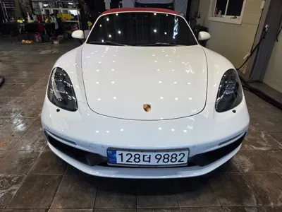 Porsche 718 · 2019 год