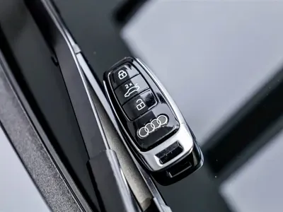 Audi A8 2022, 28000 км, за 488000 CNY - фото 17