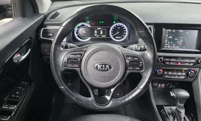 Kia Niro 2017, 60538 км, за 14900000 KRW - фото 14