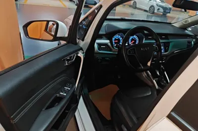 Geely Auto Vision X3 2017, 78600 км, за 44479.11 CNY - фото 18