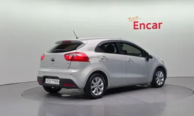 Kia Pride 2012, 112350 км, за 3990000 KRW
