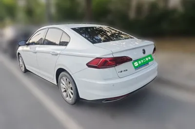 Volkswagen Bora 2020, 46100 км, за 63547.42 CNY