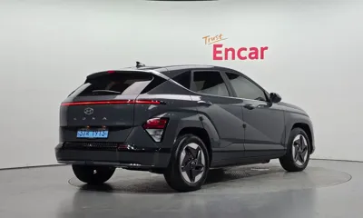 Hyundai Kona 2023, 17026 км, за 28590000 KRW