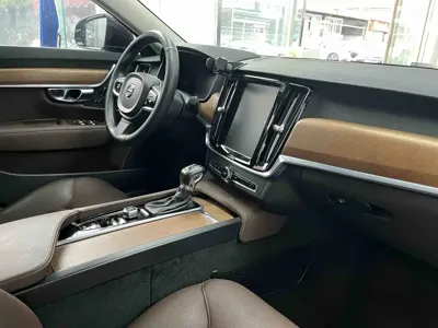 Volvo S90 2020, 110000 км, за 115000 CNY - фото 12