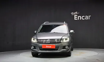 Volkswagen Tiguan 2013, 151012 км, за 5600000 KRW