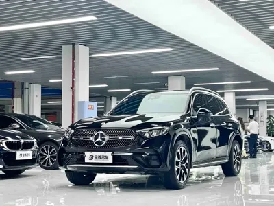 Mercedes-Benz GLC · 2023 год