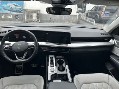 Volkswagen Tavendor 2023, 30000 км, за 165799 CNY - фото 6