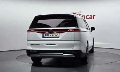 Kia Canival 2021, 123470 км, за 22000000 KRW