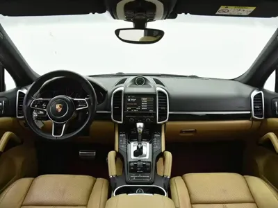 Porsche Cayenne 2015, 170000 км, за 132500 CNY - фото 12