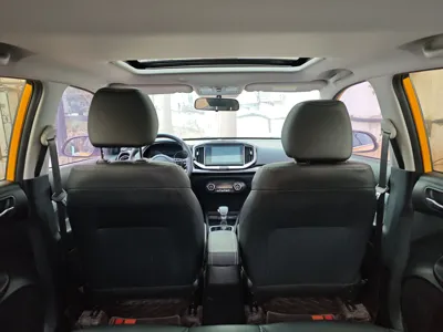 Kia Stonic 2021, 24700 км, за 66015.93 CNY - фото 17