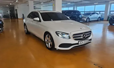 Mercedes-Benz E-Class 2017, 97001 км, за 19900000 KRW - фото 3