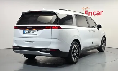 Kia Canival 2023, 67835 км, за 23000000 KRW
