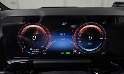 Mercedes-Benz EQA 2023, 11222 км, за 42500000 KRW - фото 8
