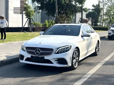 Mercedes-Benz C-Class · 2019 год