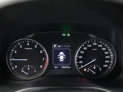 Hyundai Avante 2016, 143457 км, за 7300000 KRW - фото 6