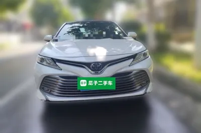 Toyota Camry 2019, 141600 км, за 100507.98 CNY - фото 2