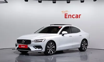 Volvo S60 · 2025 год