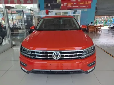 Volkswagen Tiguan L 2018, 50000 км, за 70100 CNY