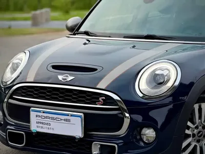 MINI MINI 2017, 68000 км, за 98800 CNY