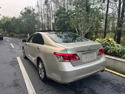 Lexus ES 2011, 130000 км, за 43800 CNY - фото 7