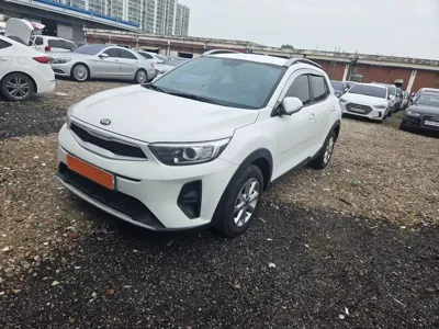 Kia Stonic 2018, 242598 км, за 5700000 KRW - фото 2