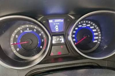 Hyundai Elantra (5th Generation 2015, 25800 км, за 44404.34 CNY - фото 14