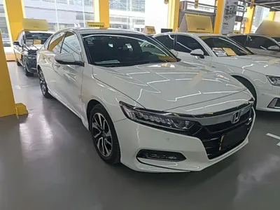 Honda Accord 2021, 43700 км, за 99000 CNY - фото 4