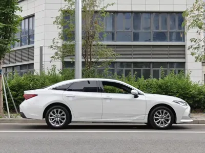 Toyota Avalon 2024, 14000 км, за 106800 CNY