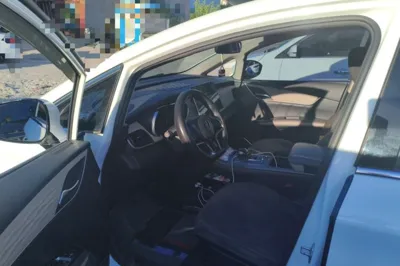 BYD Song MAX New Energy 2022, 73200 км, за 80725.89 CNY - фото 16