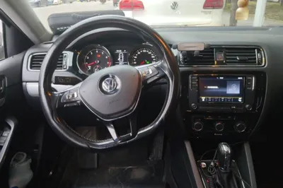 Volkswagen Sagitar 2018, 104300 км, за 46072.77 CNY - фото 10