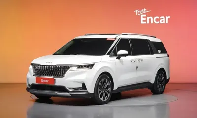 Kia Canival · 2023 год