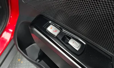KG_Mobility_Ssangyong TIBOLI 2017, 53602 км, за 6900000 KRW - фото 16