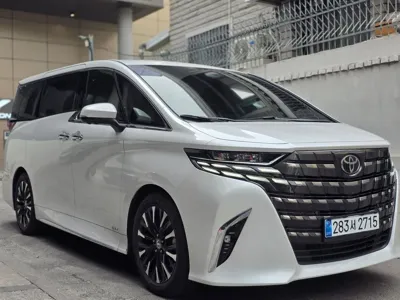 Toyota Alphard 2025, 16000 км, за 104320000 KRW