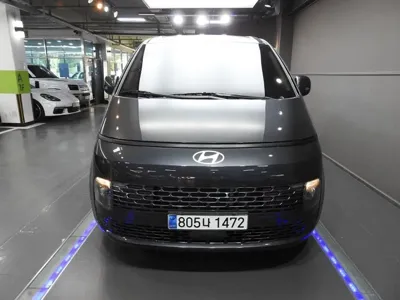 Hyundai Staria · 2025 год