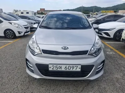 Kia Pride 2015, 189659 км, за 4500000 KRW