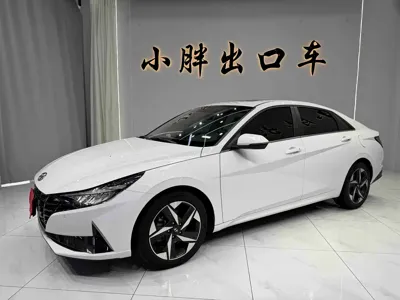 Hyundai Elantra · 2022 год