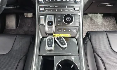 Hyundai Santafe 2023, 37820 км, за 28300000 KRW - фото 9