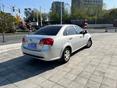 Buick Excelle 2014, 85000 км, за 10800 CNY