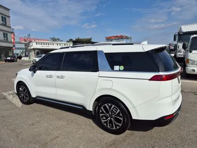 Kia Canival 2021, 105918 км, за 22990000 KRW - фото 6