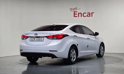 Hyundai Avante 2015, 233125 км, за 3500000 KRW