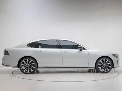 Volvo S90 2026, 594 км, за 59500000 KRW
