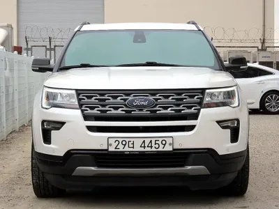 Ford Explorer · 2019 год