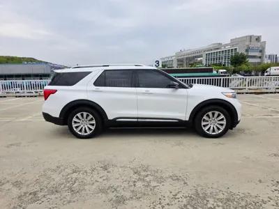 Ford Explorer 2021, 140355 км, за 25000000 KRW