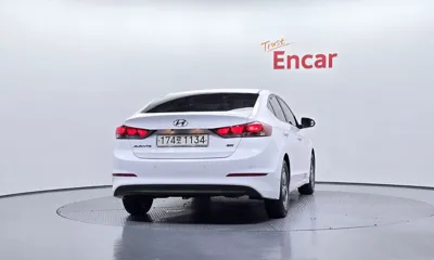 Hyundai Avante 2017, 134880 км, за 7990000 KRW