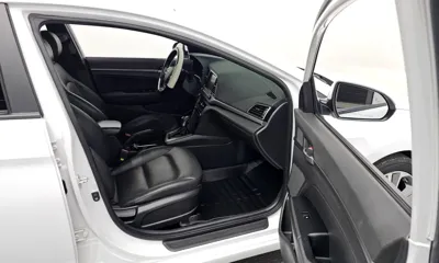 Hyundai Avante 2018, 154092 км, за 7100000 KRW - фото 11