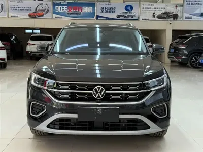 Volkswagen Tayron 2023, 18000 км, за 209800 CNY