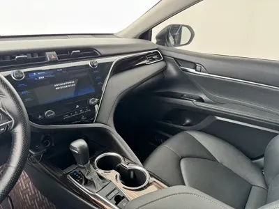 Toyota Camry 2021, 75000 км, за 102800 CNY - фото 7