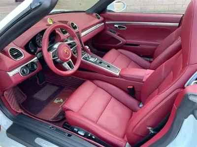 Porsche 718 2021, 10000 км, за 399000 CNY - фото 9